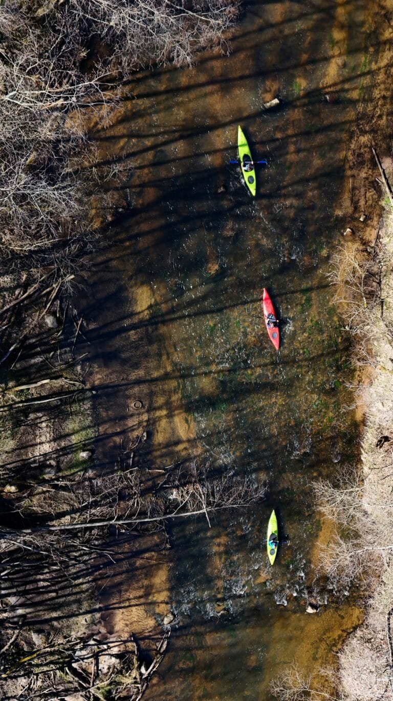 Vilnelė iš viršaus su baidarėmis