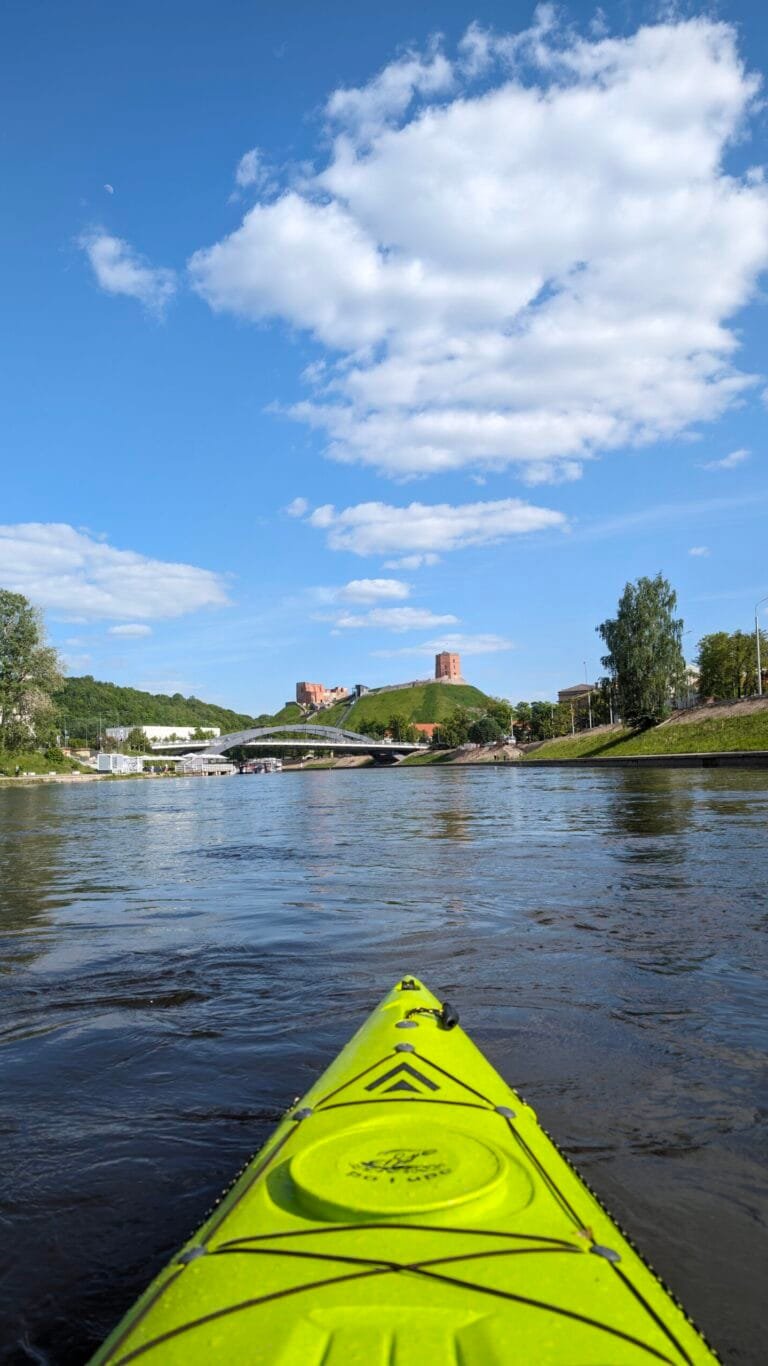 Gedimino pilis iš baidarės
