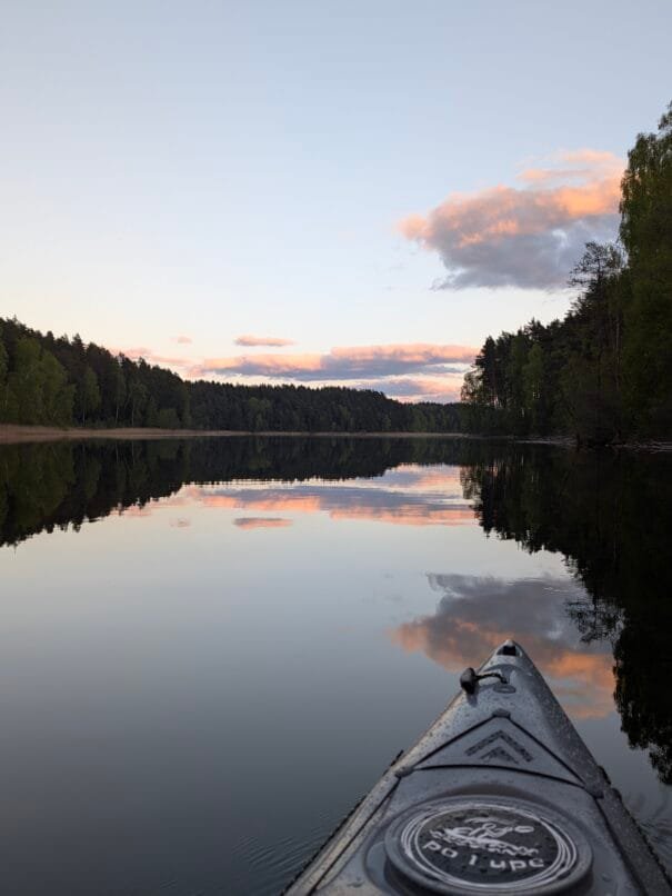 plaukimas vienvietėmis baidarėmis